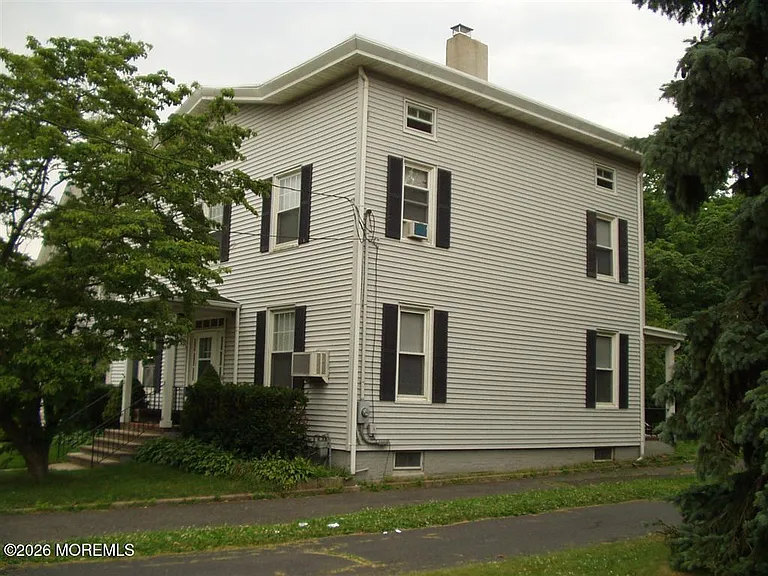 642 Morford Ave #2 — Photo 3