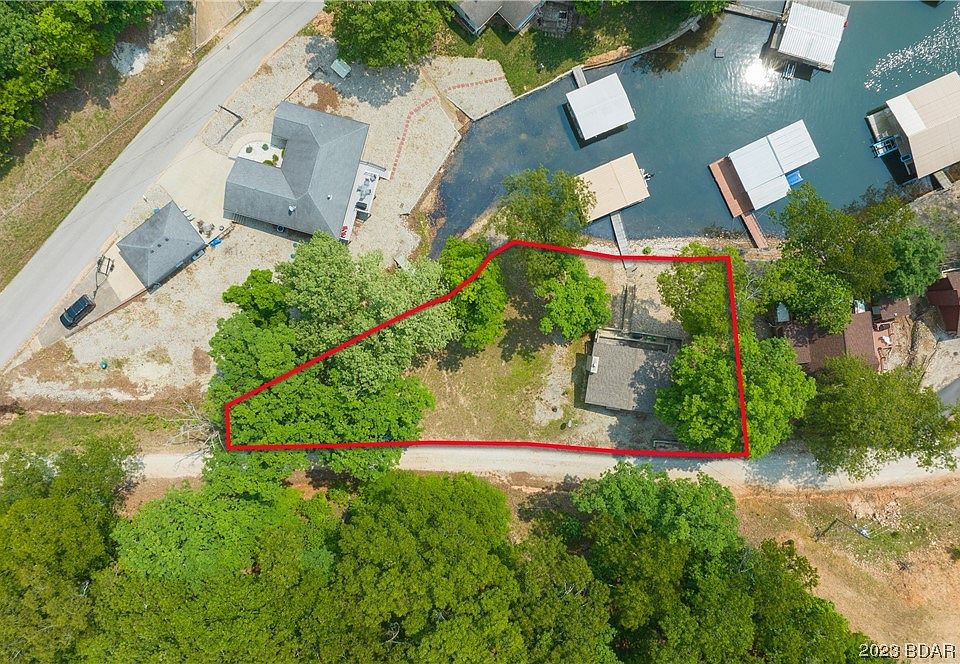 1st image of 64 Stoney Shores Dr