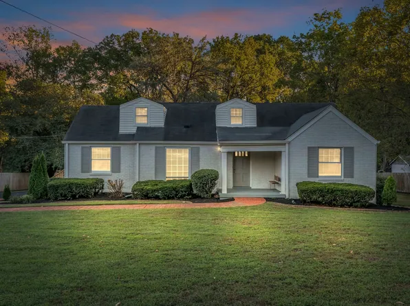 419 Moss Trl, Goodlettsville, TN 37072