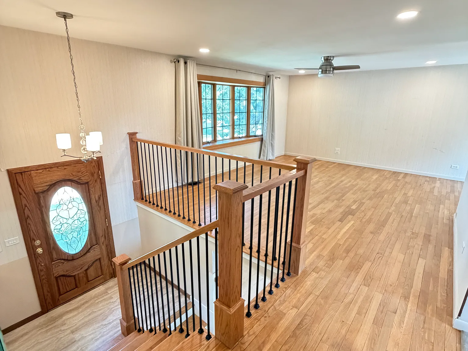 4 bed, 1924 sqft, $3,400 — Photo 3