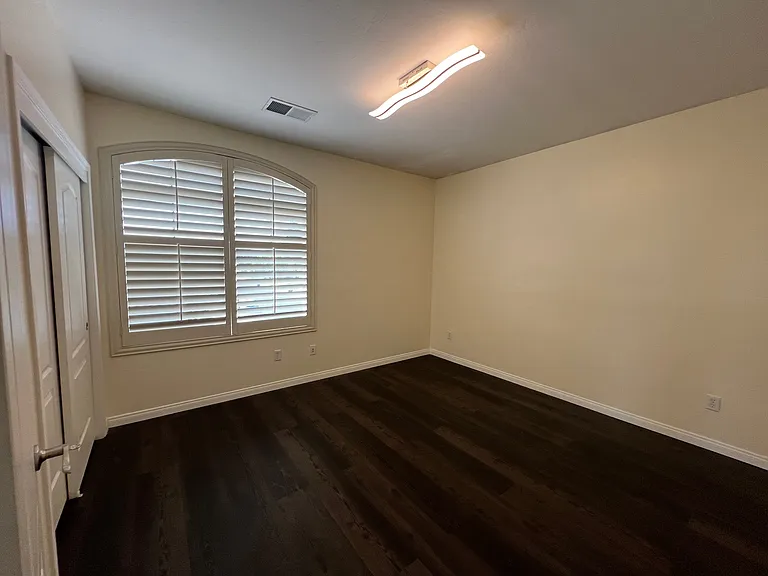 10818 Cypress Falls Ave — Photo 2