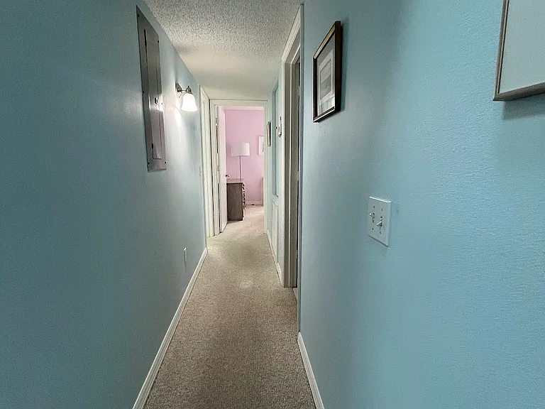 1924 Westminster Cir #6 — Photo 13