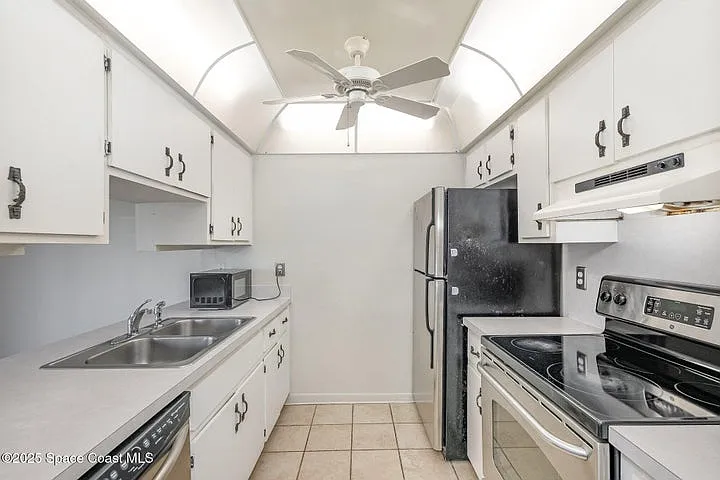 228 San Paulo Cir — Photo 19
