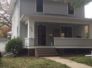 828 Dearborn St, Iowa City, IA 52240