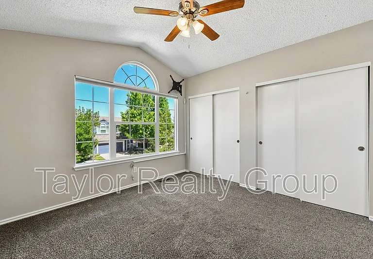 8728 Starwood Ln — Photo 13