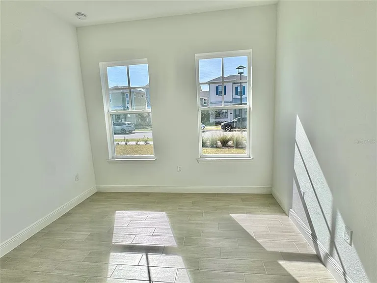 9726 Neruda St — Photo 24