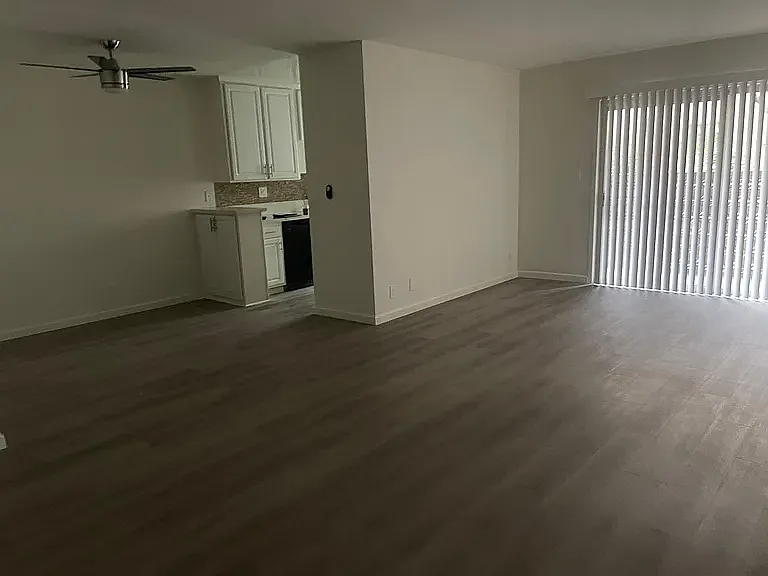 4804 Gaviota Ave. — Photo 8