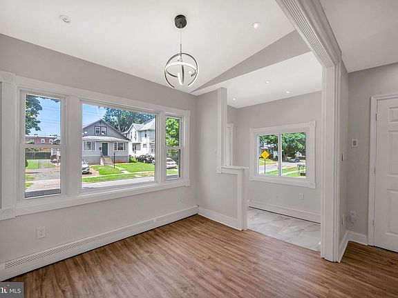 3rd image of 143 Hirst Ave