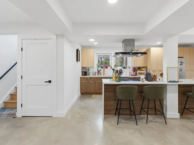904 Quinnipiac Ave — Photo 46