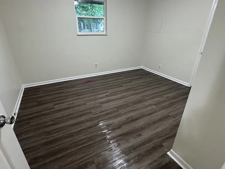 1336 Tune Ave — Photo 5
