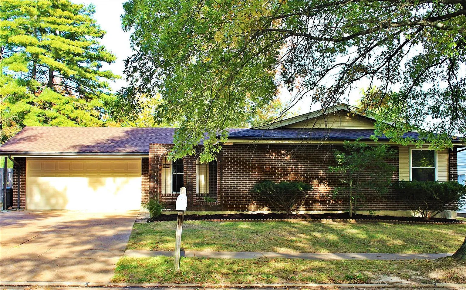 639 Twigwood Dr photo 1