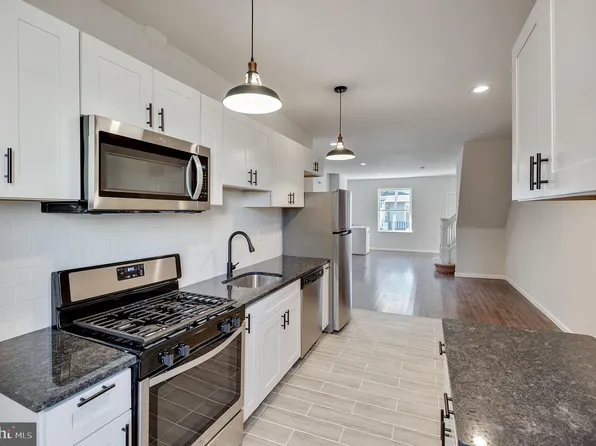 1335 S Lindenwood St, Philadelphia, PA 19143