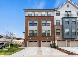 2410 Stella Pl Unit 2, Alexandria, VA 22303
