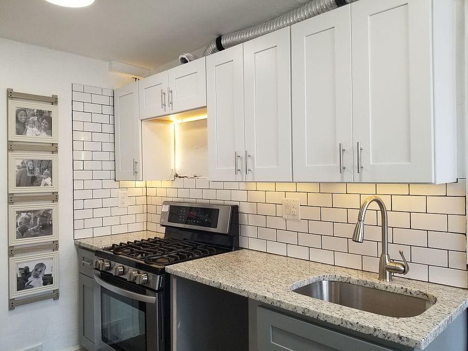 1st image of 7543 Woodcrest Ave