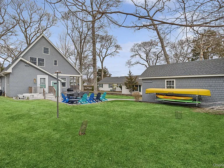 1050 Pine Ave — Photo 6
