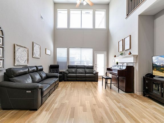 4th image of 12415 Grayhawk Blvd