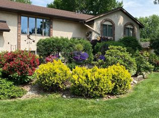 1764 Humboldt Ave, West Saint Paul, MN 55118