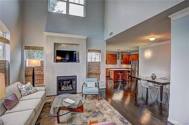 1st image of 7402 White Elm Ln