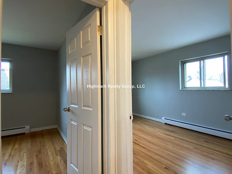 1653 Oakwood Ave #2FS — Photo 12