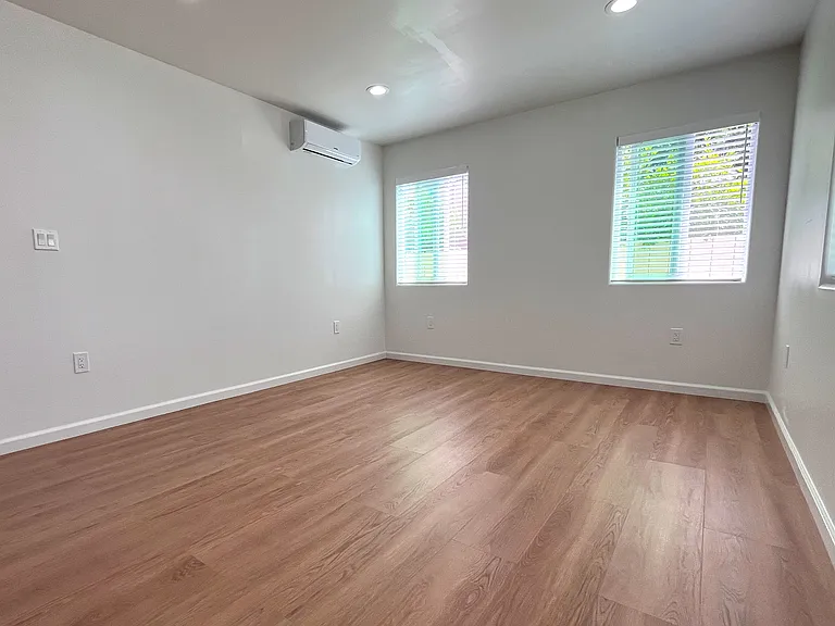 3913 San Lorenzo Ct #1 — Photo 8