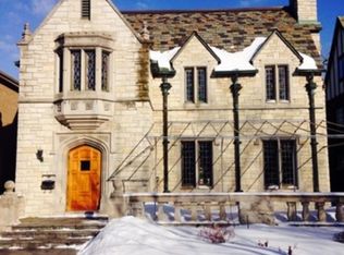 1036 N East Ave, Oak Park, IL 60302