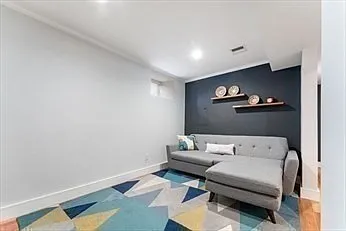 82 Summit Ave — Photo 17