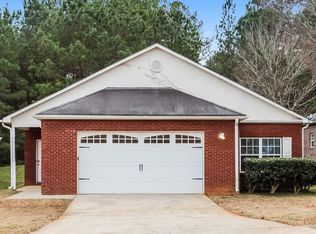 240 Cranesbill Way, Locust Grove, GA 30248