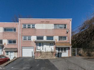 2112 Delmar Dr, Folcroft, PA 19032