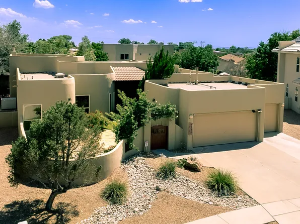 7216 Anton Cir NE, Albuquerque, NM 87122