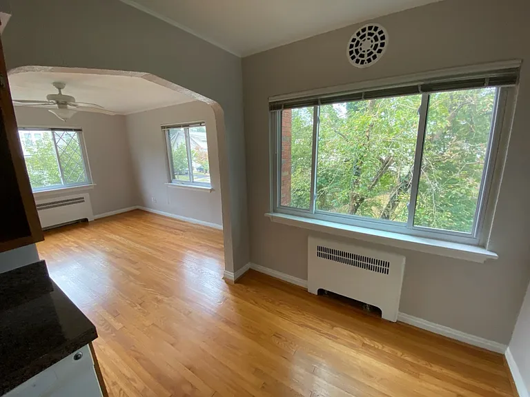 3577 Saybrook Ave #4 — Photo 8