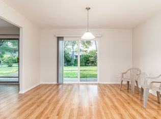 348 Pittsfield Dr, Columbus, OH 43085