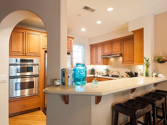 4th image of 5935 Playa Vista Dr APT 105