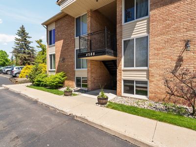 4198 Packard St APT 1, Ann Arbor, MI, 48108