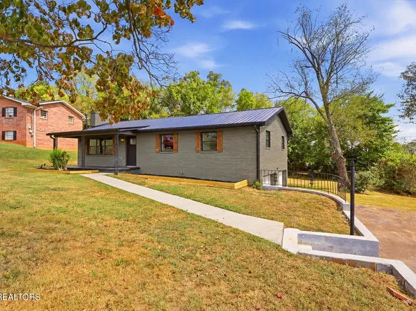5608 Springplace Cir, Knoxville, TN 37924