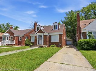 18034 Lesure St, Detroit, MI 48235