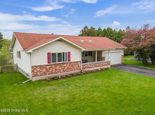 25 Northern Ter, Gloversville, NY 12078