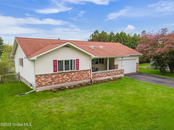 25 Northern Terrace, Gloversville, NY 12078