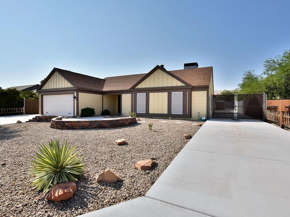 1st image of 8520 W Corrine Dr