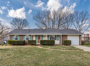 1105 N Yale Dr, O'Fallon, IL 62269