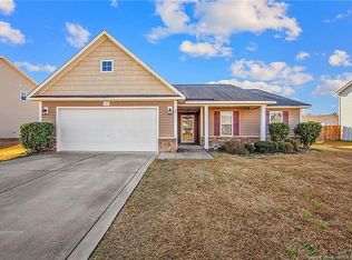 542 Broad Dr, Raeford, NC 28376