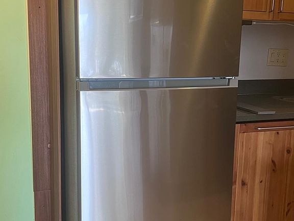 2nd image of 26 Balance Rock Rd APT 5