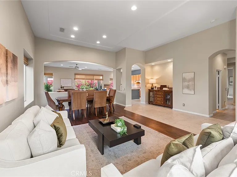 70 Rocio Ct — Photo 10