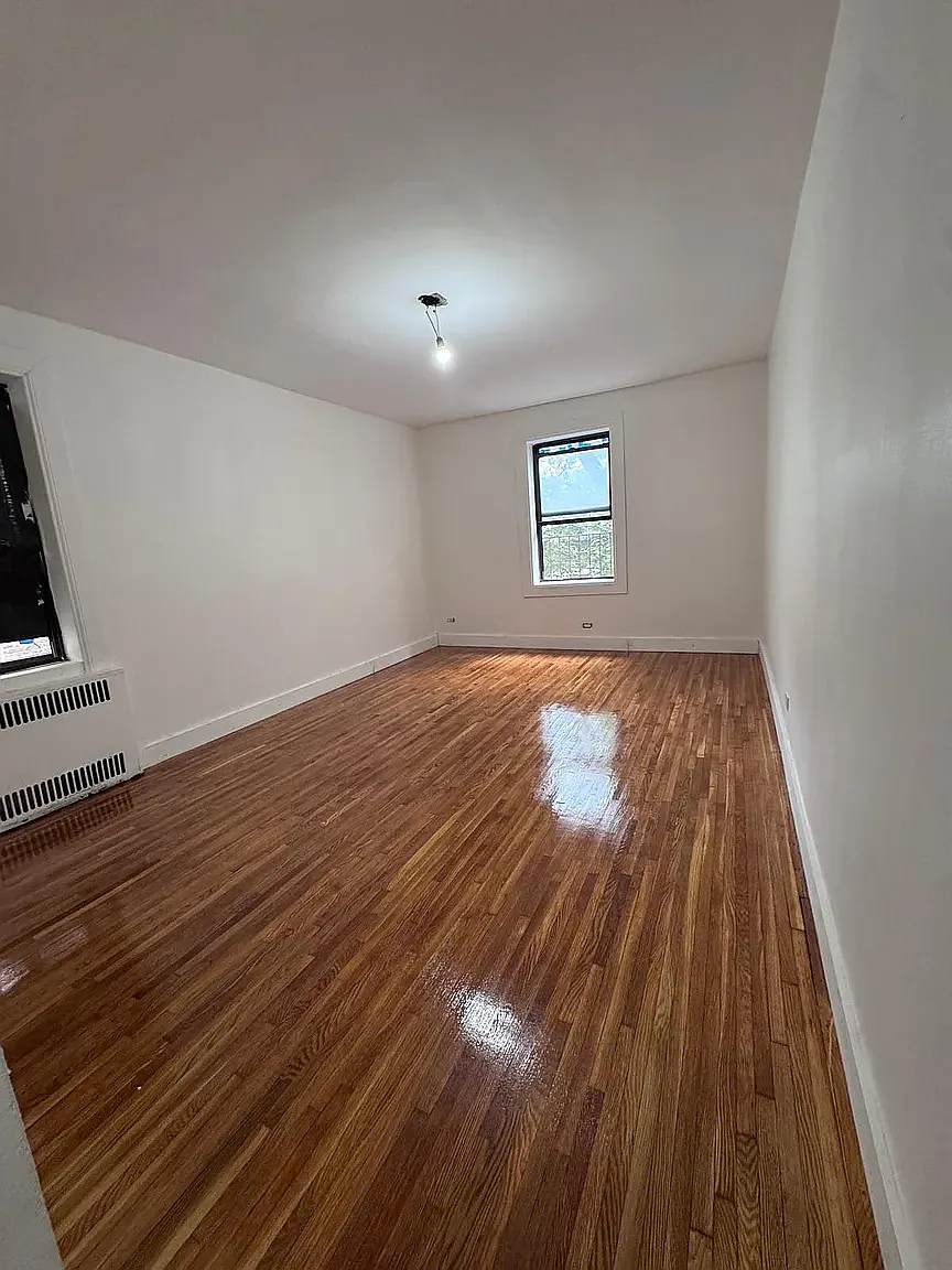 24 Tehama Street — Photo 1
