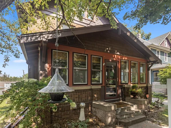 321 Winona St W, Saint Paul, MN 55107