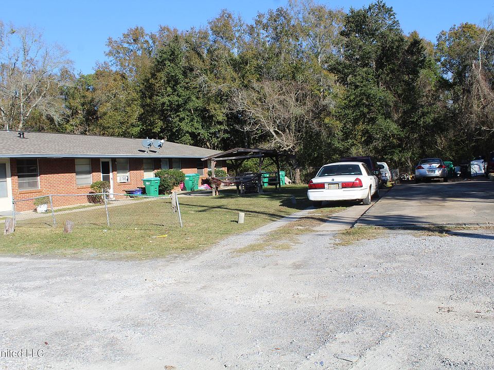2nd image of 8002 34th Ave