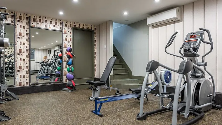 Rented by Nooklyn NYC LLC | media 29