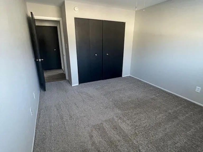 333 Marshall Apartments — Photo 11