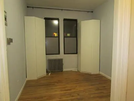 Rented by Urban Realty NYC | media 8