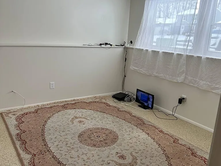 28 Mapleview Cir — Photo 18