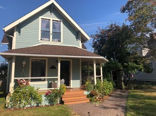 1927 Rucker Ave, Everett, WA 98201